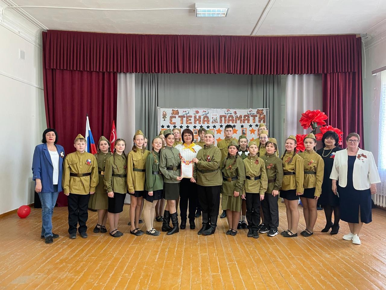 Конкурс инсценированной военной песни «Нас песня к Победе вела».